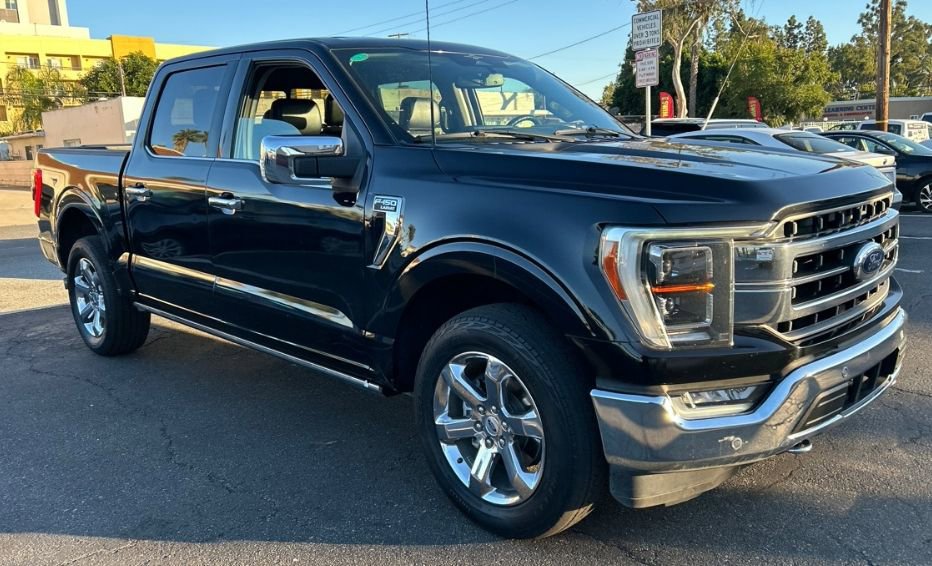 Certified 2023 Ford F150 Lariat w/ Equipment Group 502A High image 3