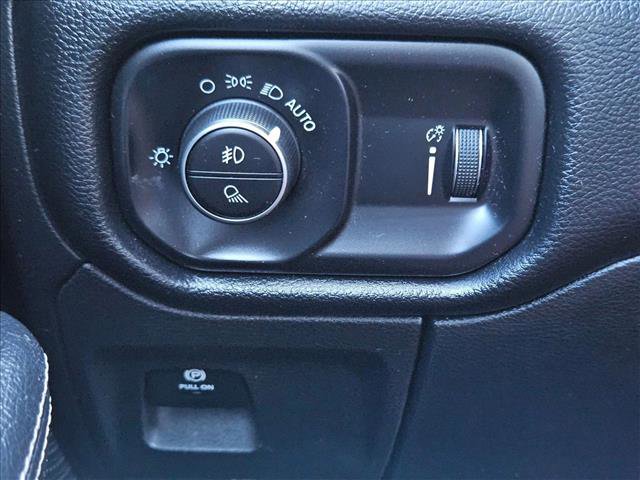 Used 2020 RAM 1500 Rebel image 12