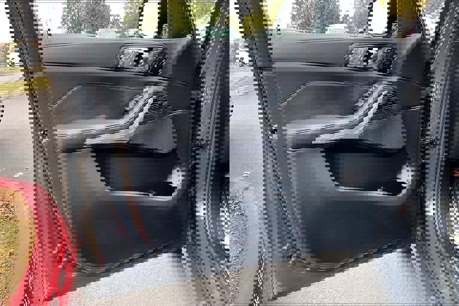 Used 2022 BMW X7 xDrive40i w/ M Sport Package image 24