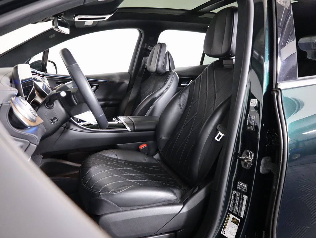 Used 2023 Mercedes-Benz EQE 500 4MATIC SUV w/ Pinnacle Trim Package image 27