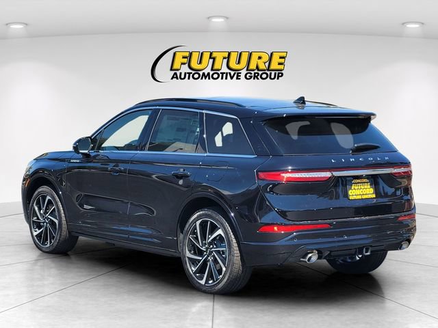New 2025 Lincoln Corsair Grand Touring w/ Equipment Group 302A AWD/4WD image 5
