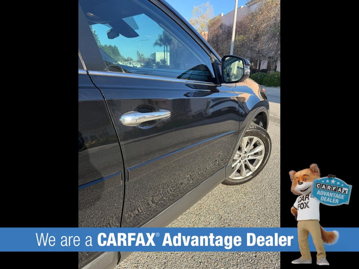 Used 2018 Toyota RAV4 Limited FWD image 20
