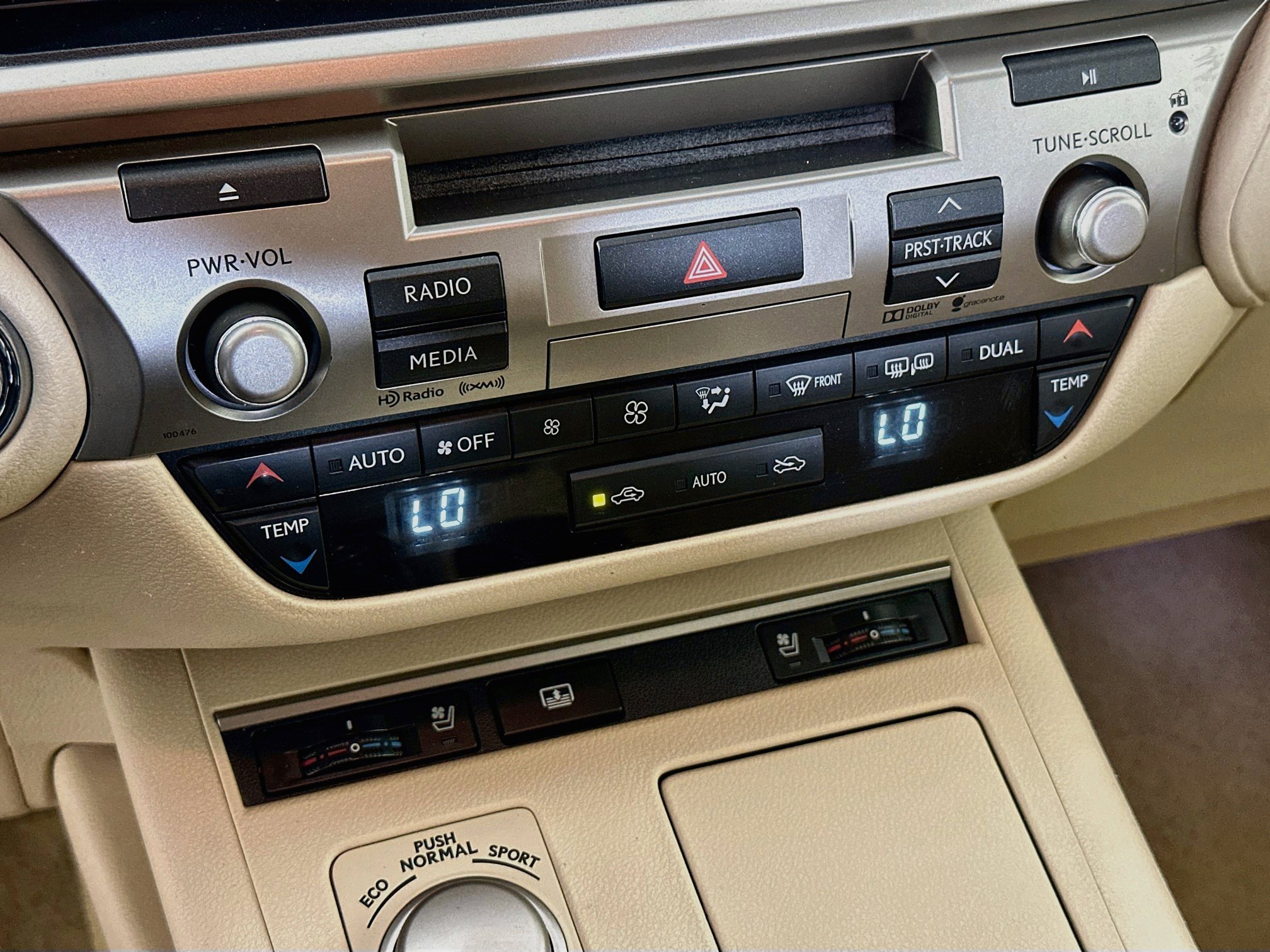 Used 2015 Lexus ES 300h w/ Navigation System Package FWD image 24