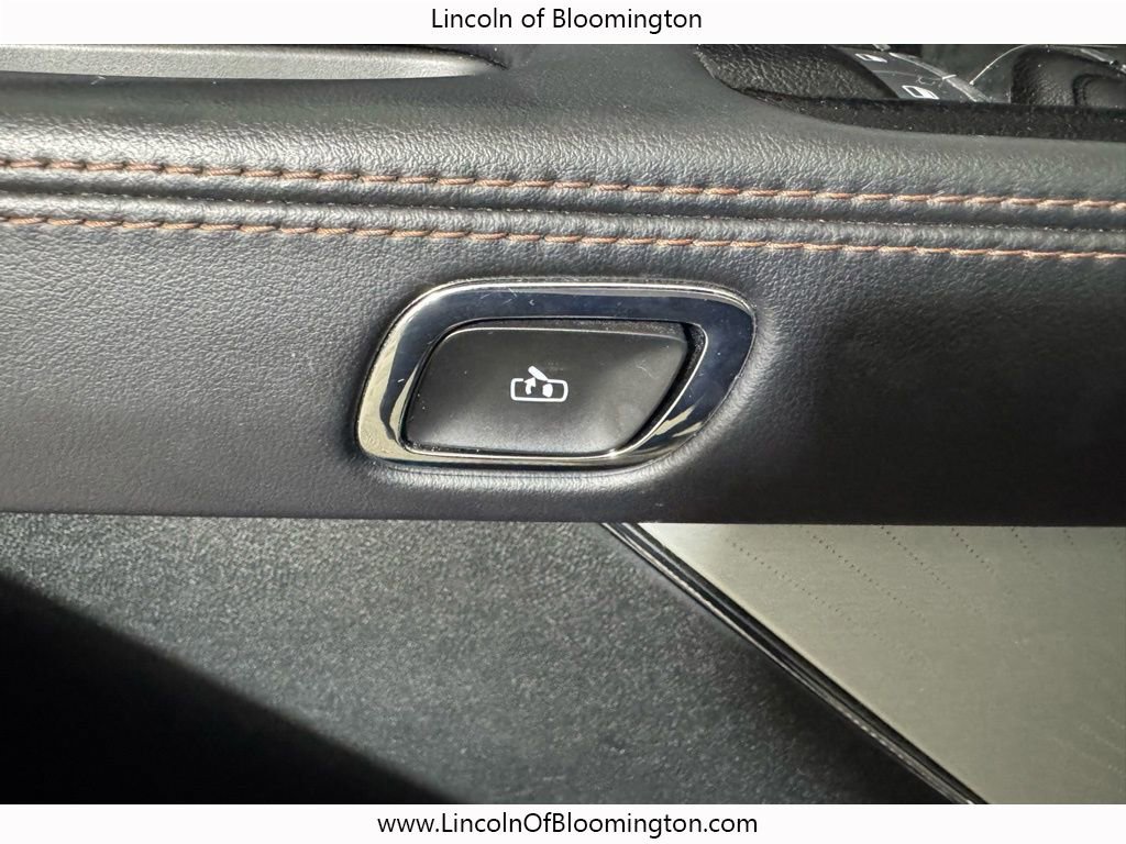 Certified 2022 Lincoln Aviator Reserve w/ Equipment Group 201A image 44