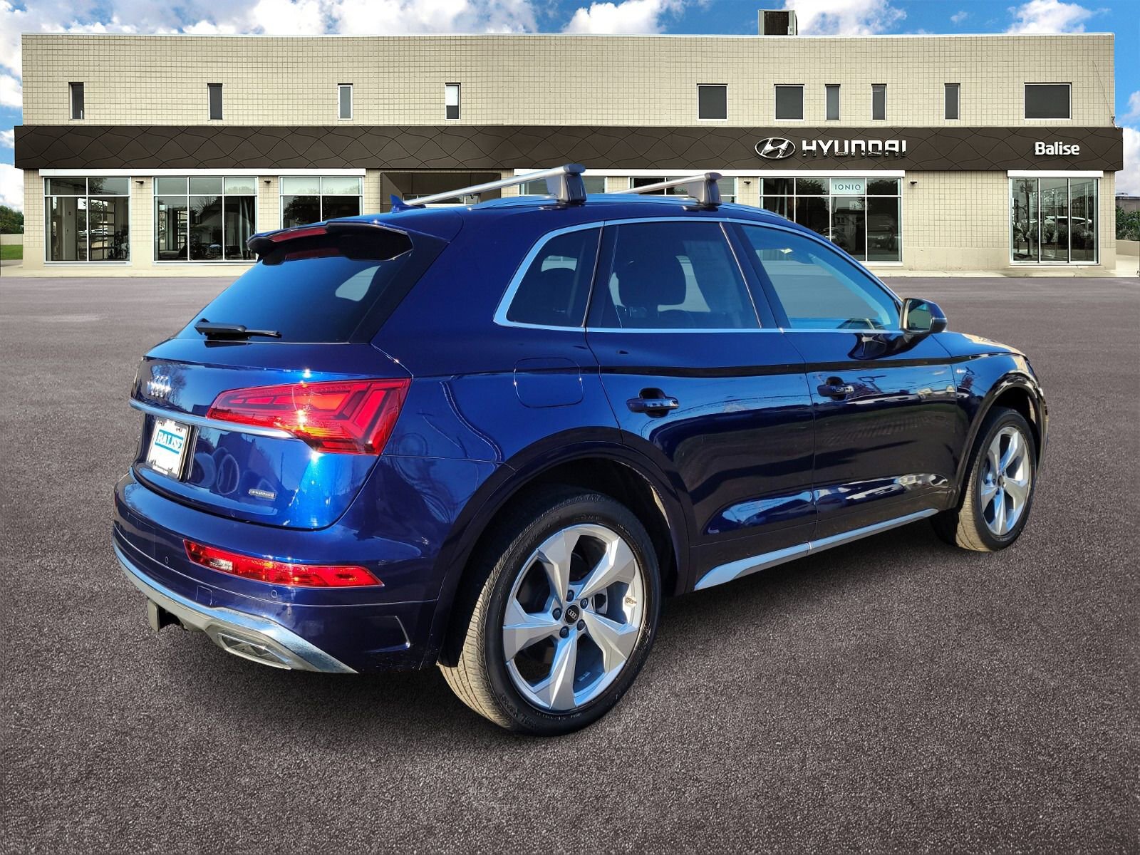 Used 2023 Audi Q5 2.0T Premium Plus image 3