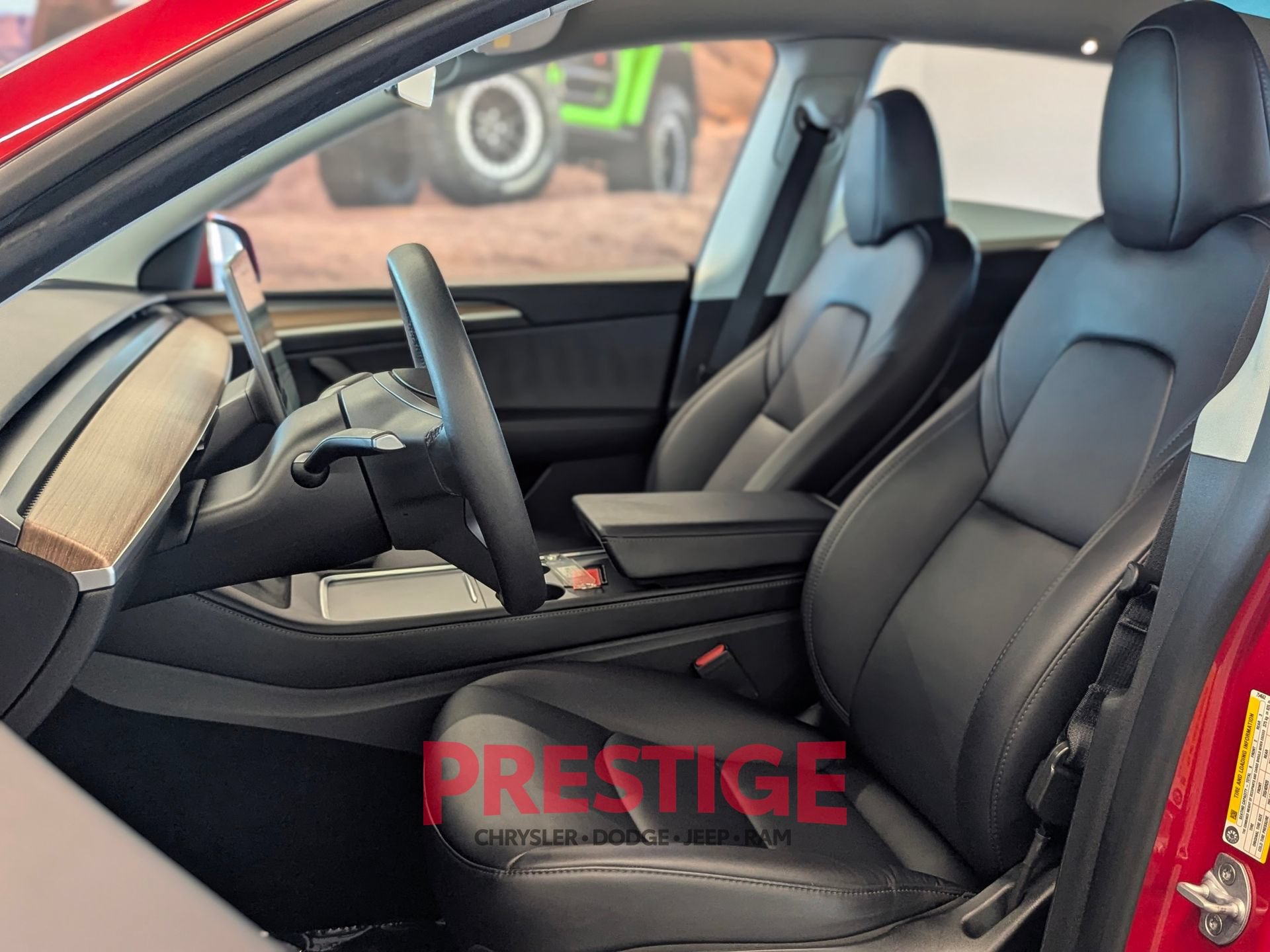 Used 2023 Tesla Model Y Long Range AWD/4WD image 26