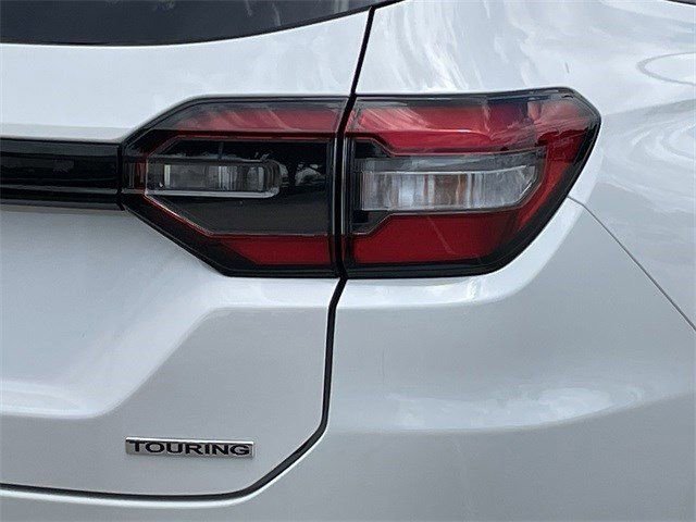 Certified 2025 Honda Pilot Touring image 7