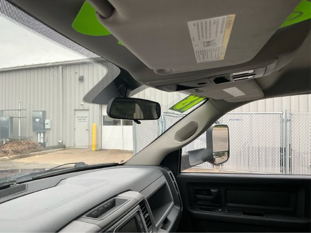 Used 2018 RAM 3500 Tradesman w/ Chrome Appearance Group AWD/4WD image 26