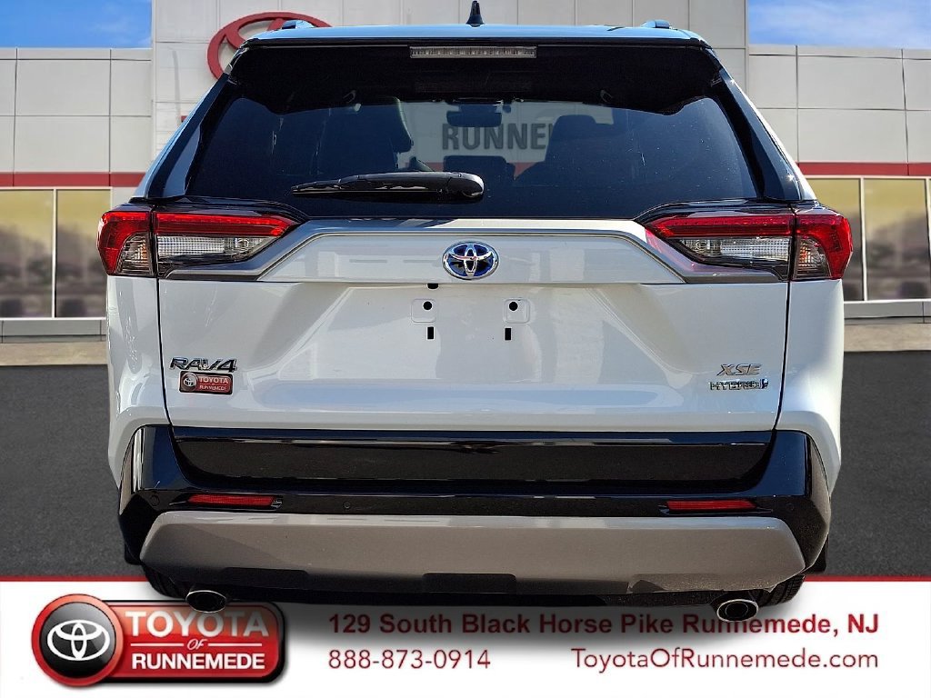 Certified 2024 Toyota RAV4 XSE w/ Advanced Technology Package AWD/4WD image 5