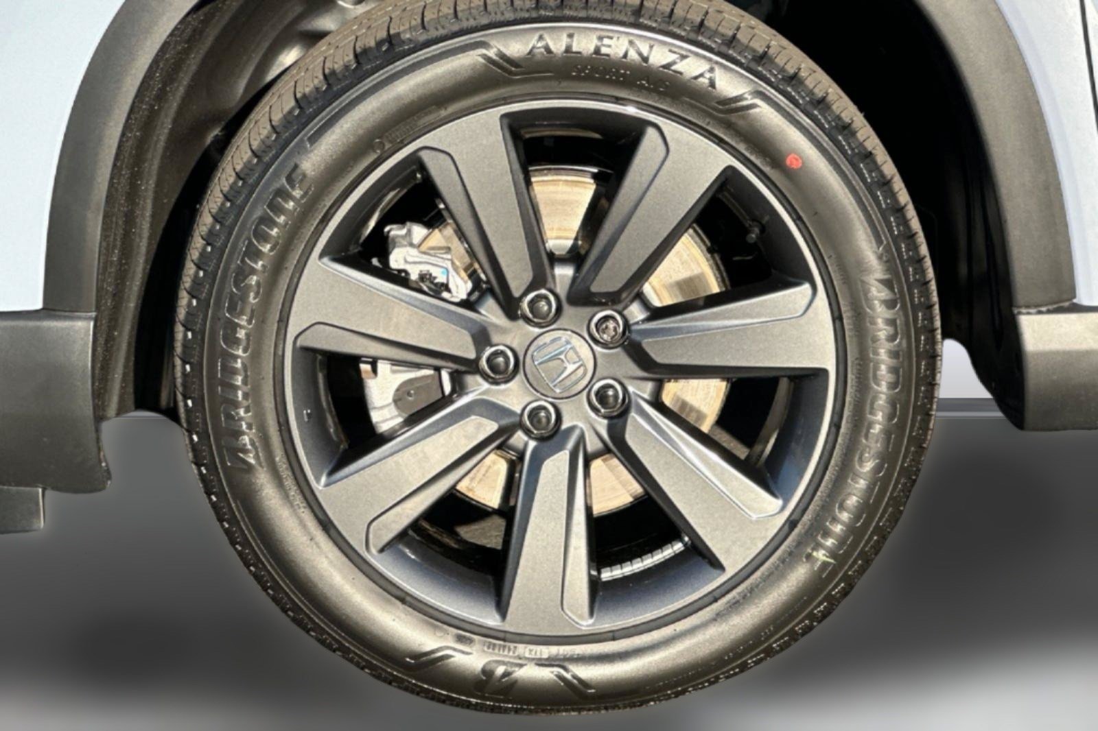 New 2026 Honda Pilot Sport image 12