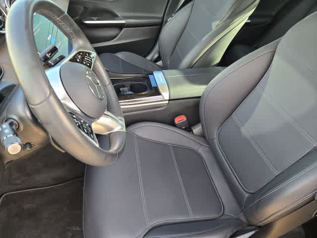 Used 2024 Mercedes-Benz C 300 Sedan image 10