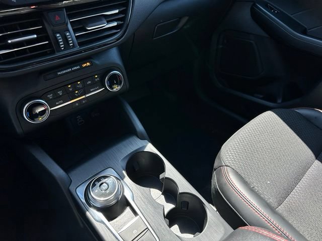 Used 2026 Ford Escape ST-Line AWD/4WD image 14