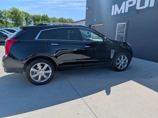 Used 2016 Cadillac SRX Premium FWD image 2