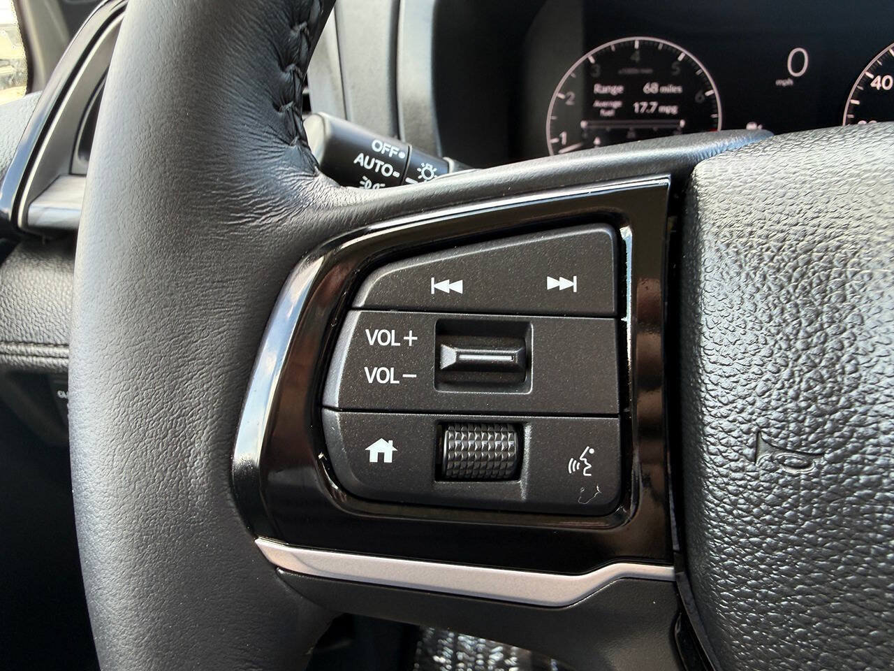 Used 2026 Honda Odyssey Elite image 38