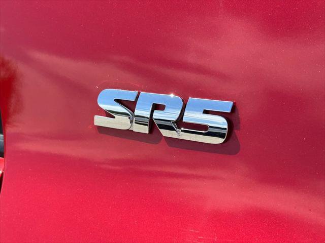 Certified 2021 Toyota 4Runner SR5 Premium w/ Moonroof Package AWD/4WD image 15