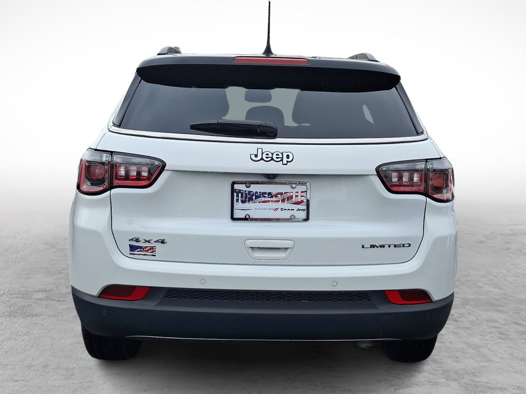 Used 2024 Jeep Compass Limited image 4