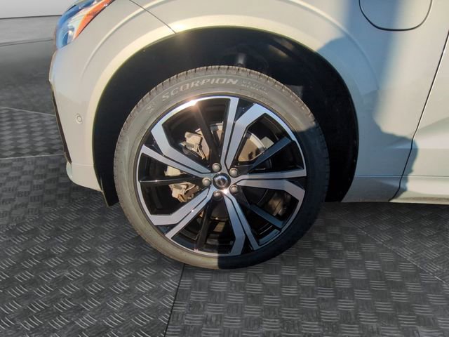 Used 2024 Volvo XC60 T8 Ultimate w/ Protection Package Premier image 13