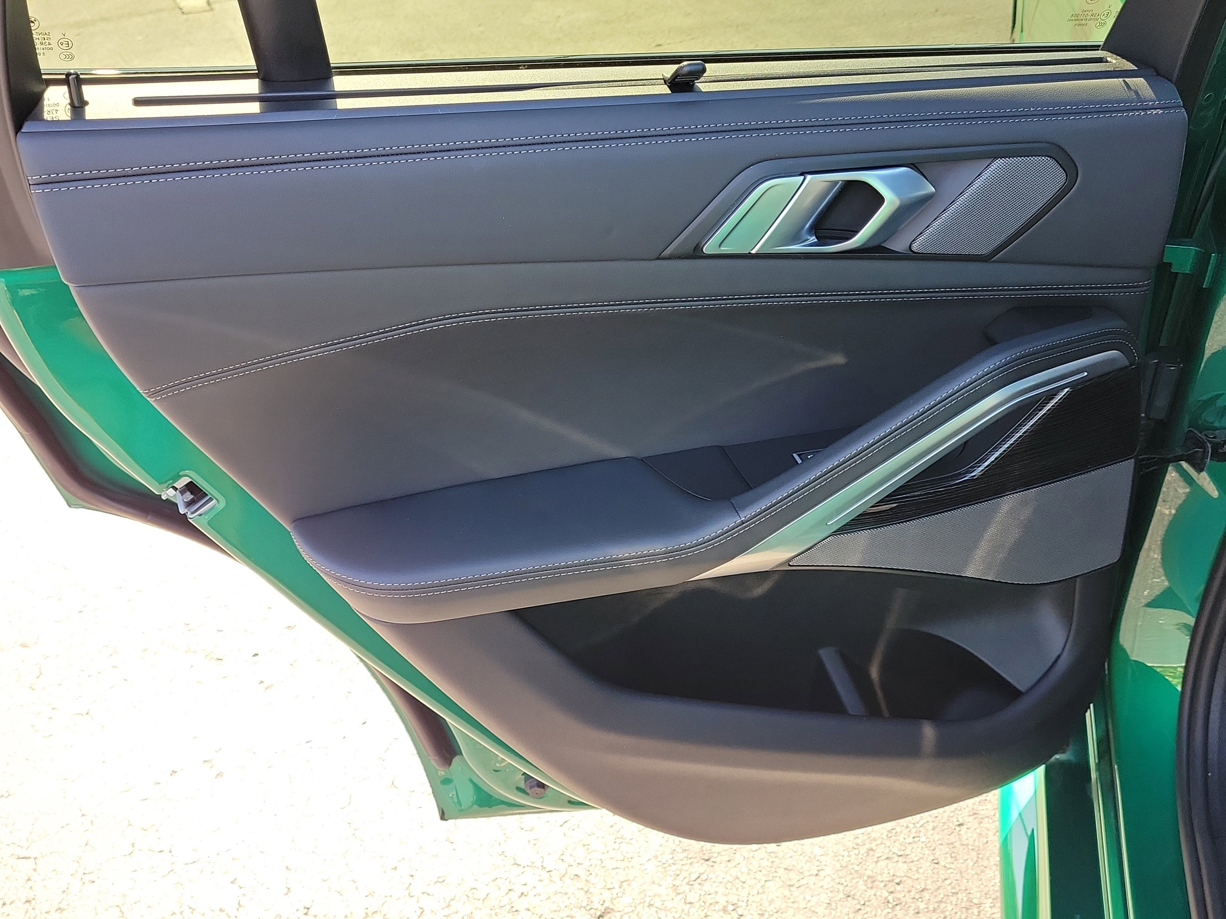 Used 2026 BMW X6 M60i image 10