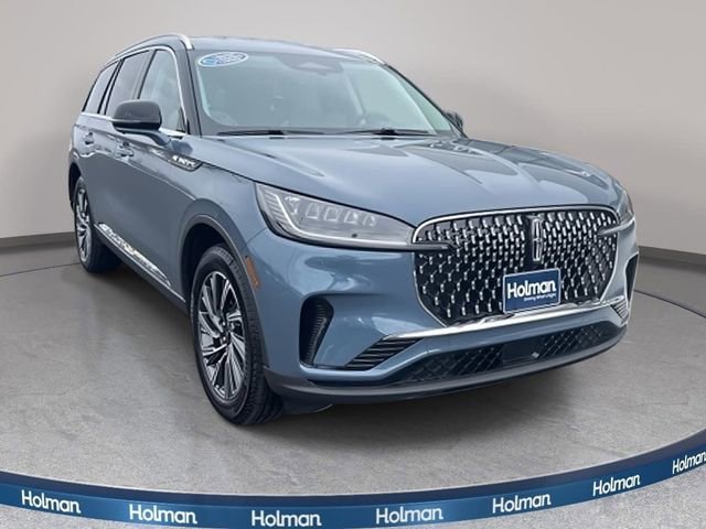 New 2026 Lincoln Aviator Premiere image 3