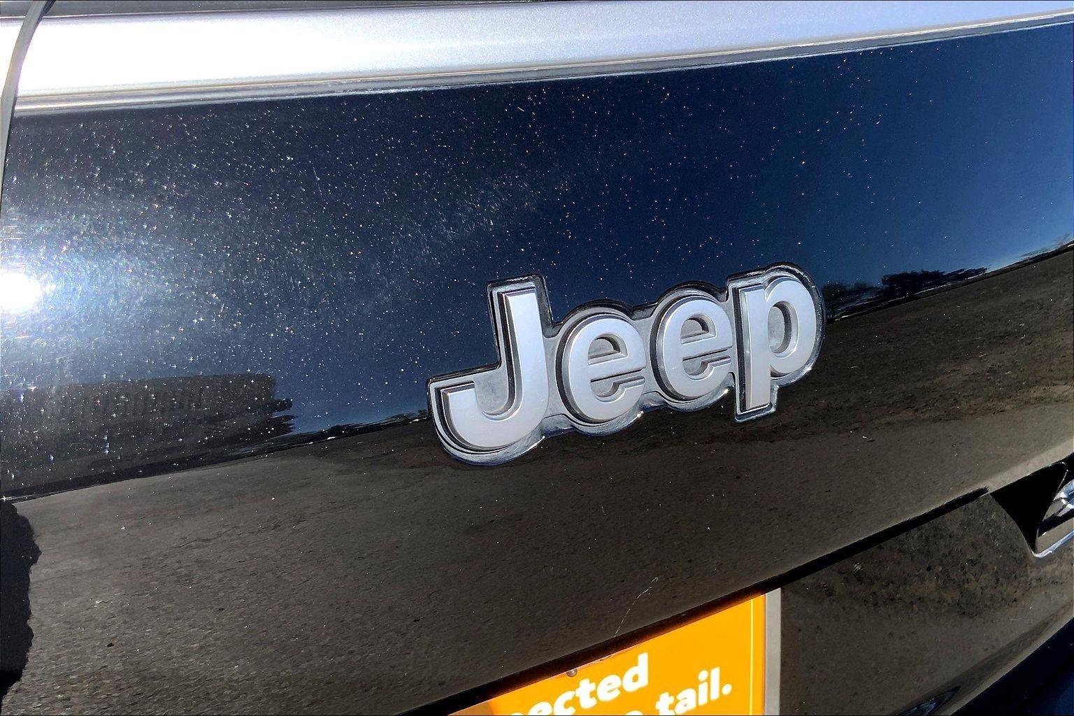 Certified 2021 Jeep Grand Cherokee L Summit w/ Advanced Protech Group IV image 32