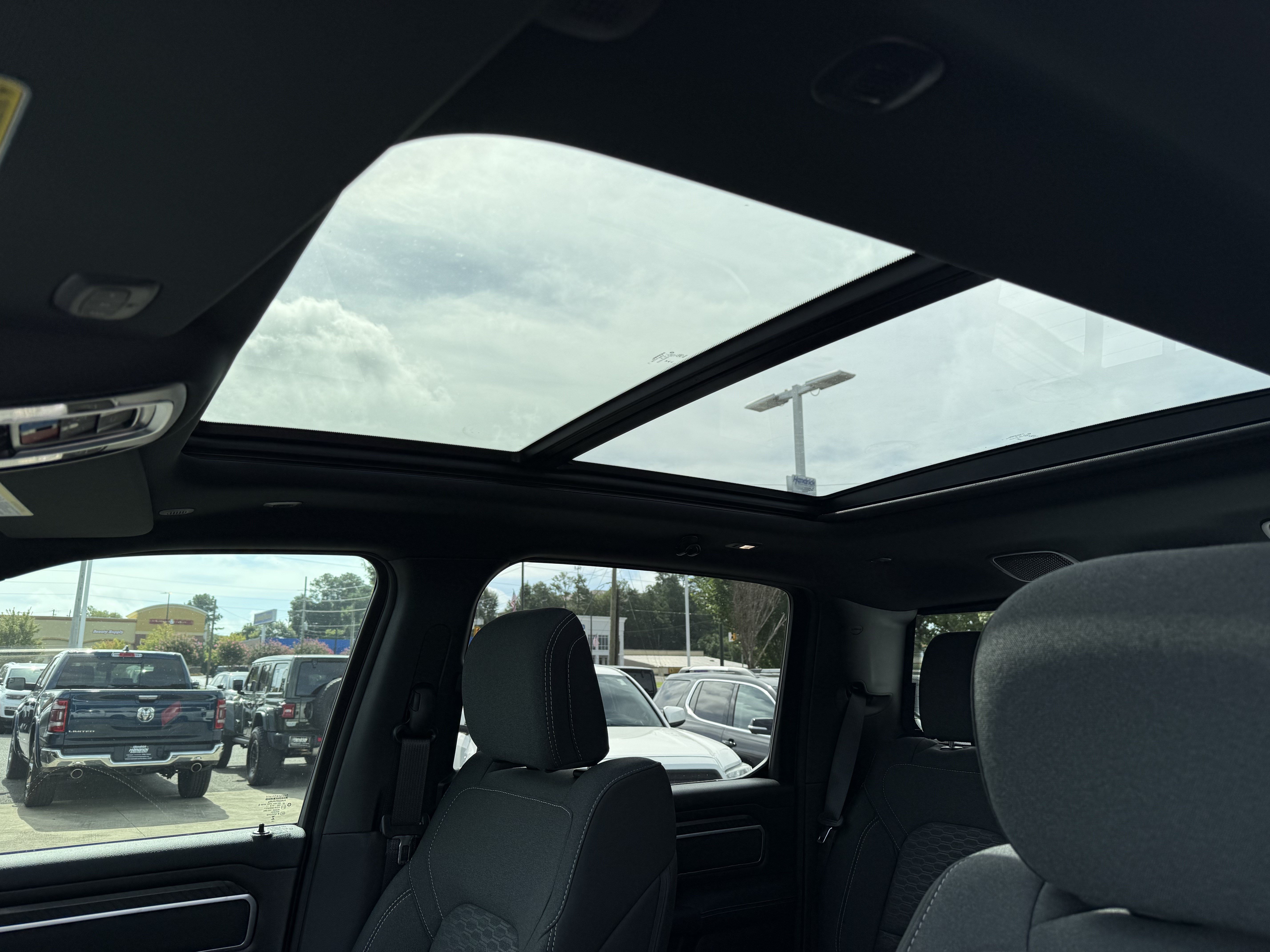 New 2026 RAM 1500 Big Horn AWD/4WD image 27