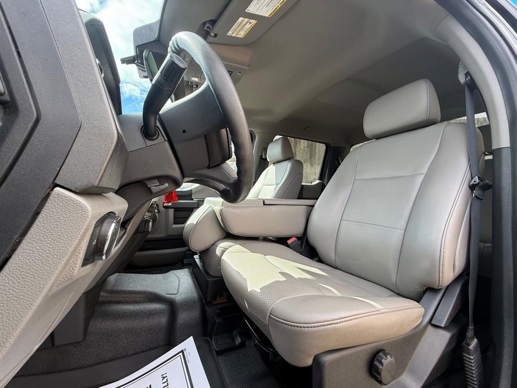 Used 2020 Ford F250 XL w/ STX Appearance Package image 11
