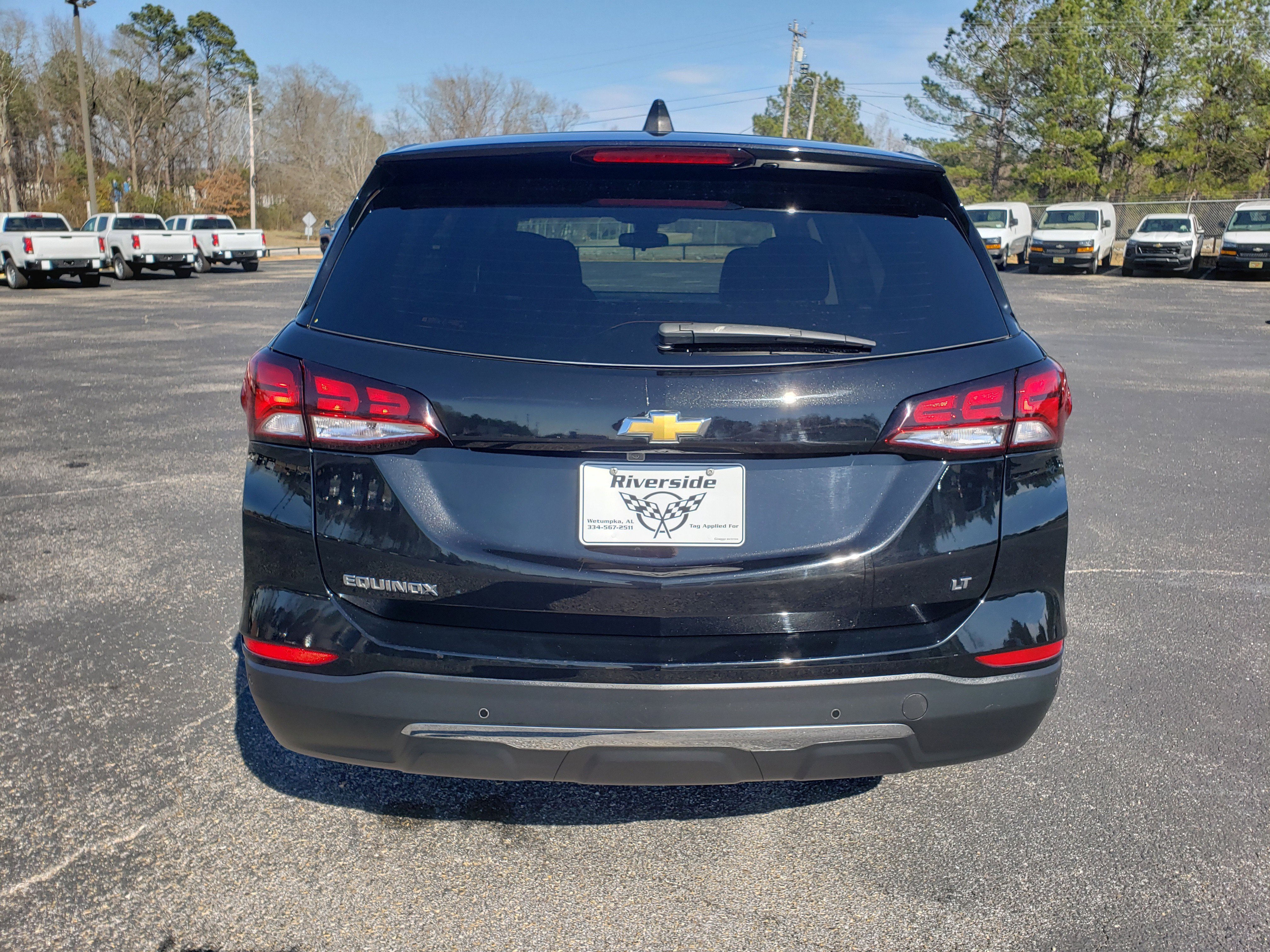 Used 2022 Chevrolet Equinox LT w/ Driver Convenience Package image 8