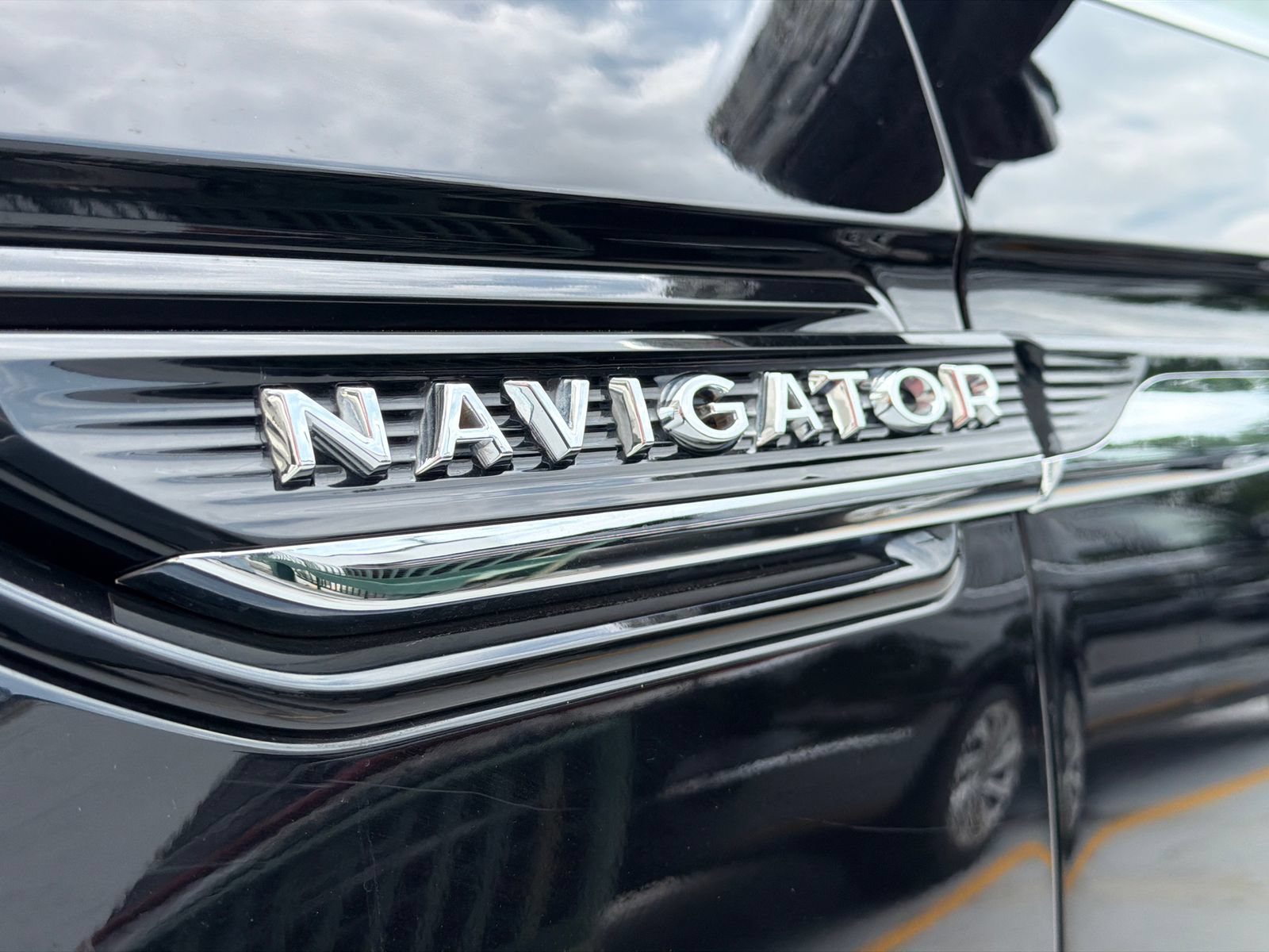 Used 2022 Lincoln Navigator Black Label AWD/4WD image 16