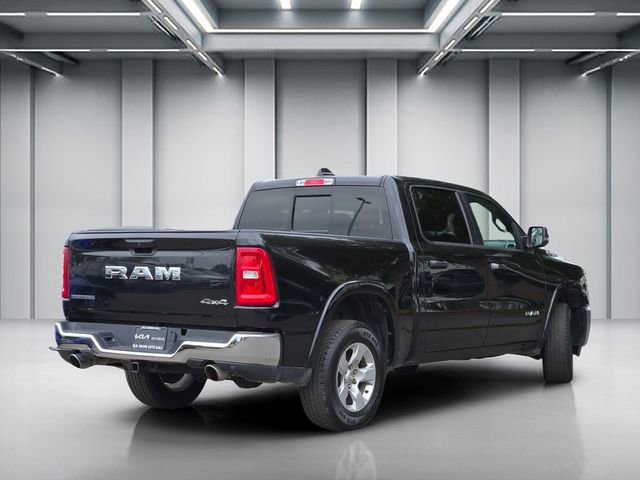 Used 2025 RAM 1500 Big Horn AWD/4WD image 4