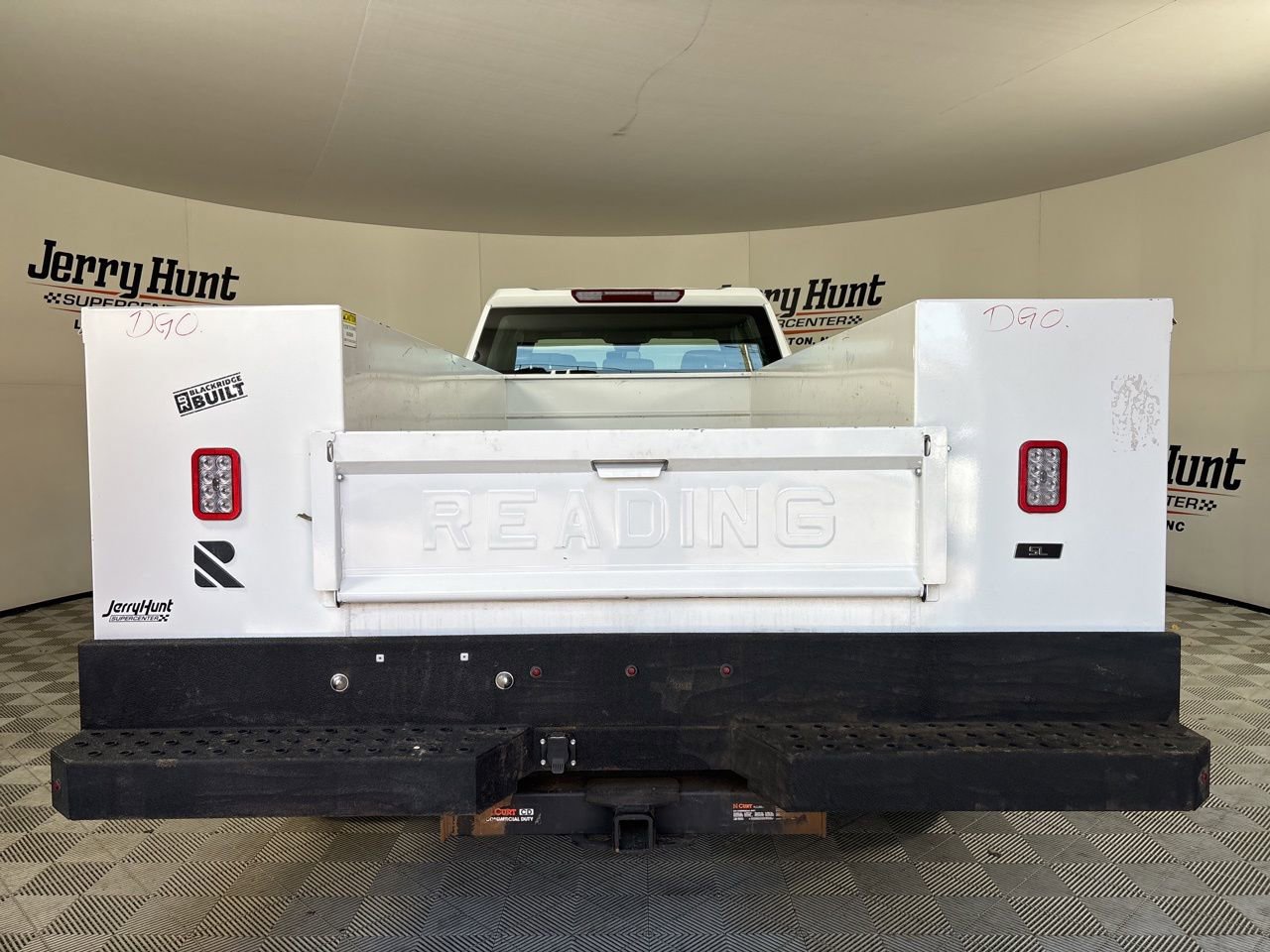 Used 2025 Chevrolet Silverado 3500 W/T image 5