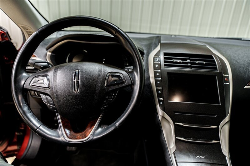 Used 2016 Lincoln MKZ w/ Equipment Group 200A Select FWD image 10