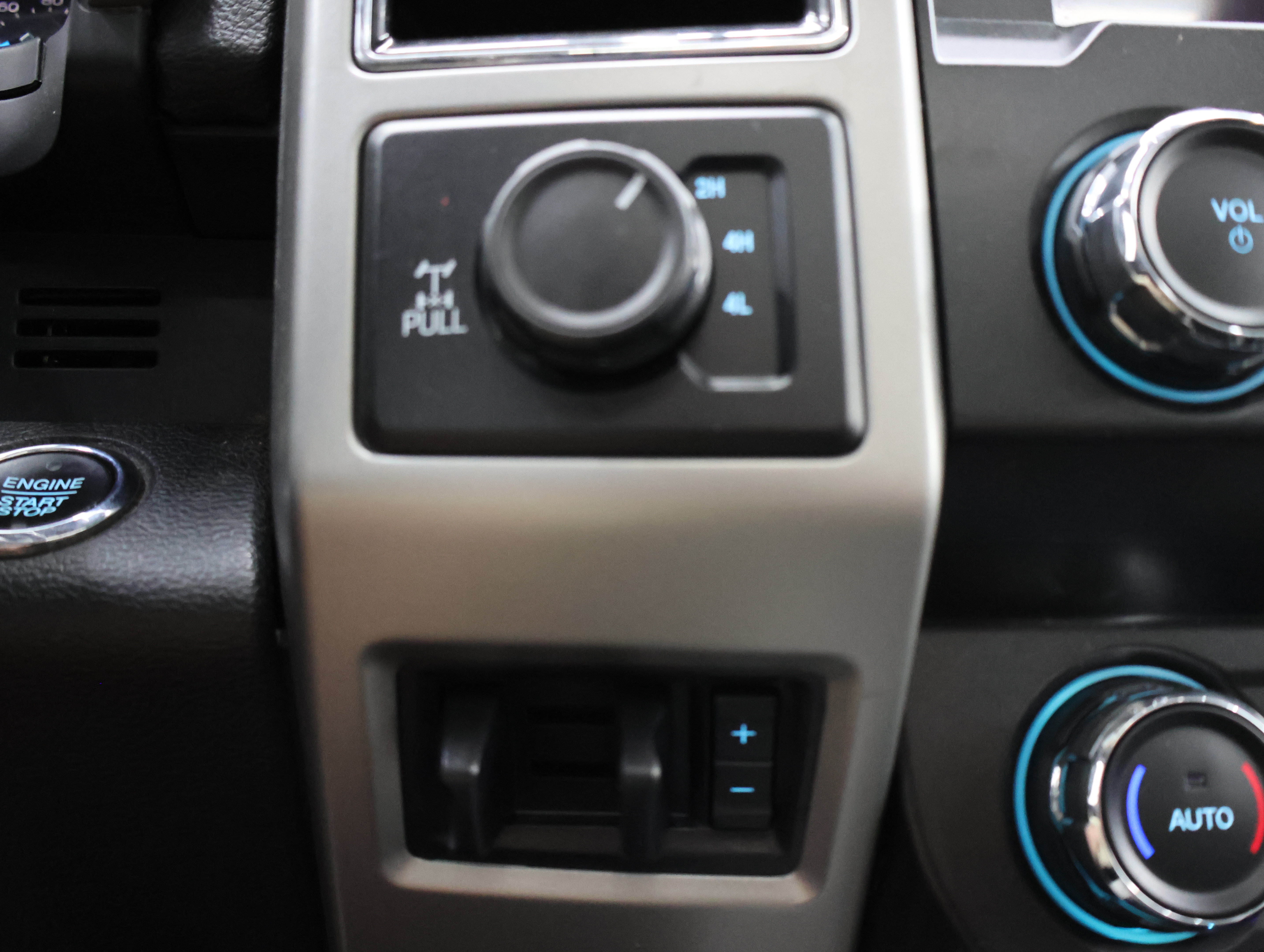 Used 2021 Ford F250 Lariat AWD/4WD image 48