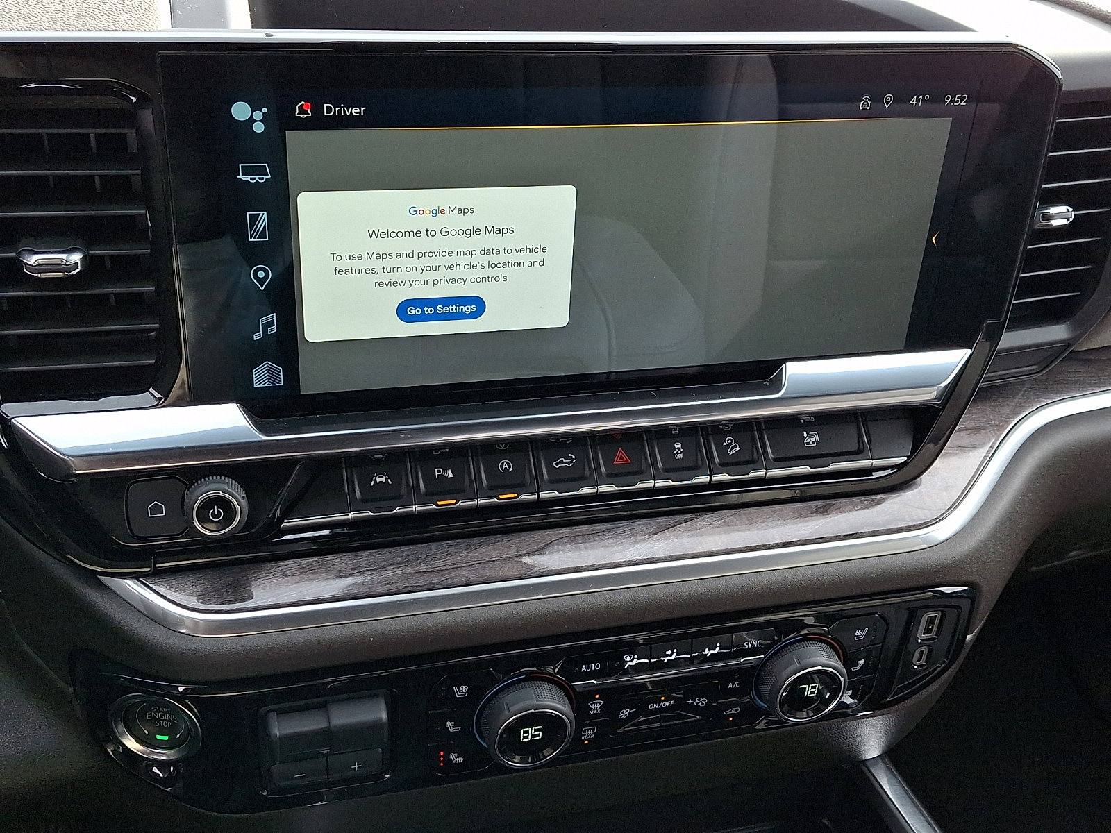 Certified 2025 Chevrolet Silverado 1500 LTZ w/ Z71 Off-Road Package image 15