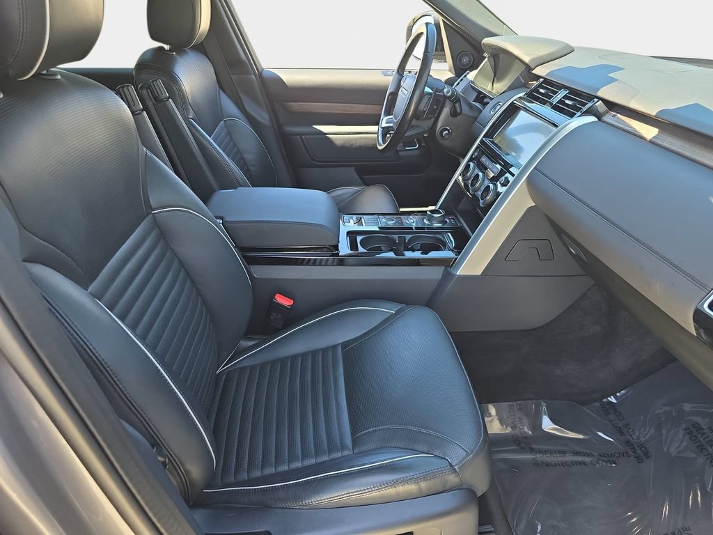 Used 2020 Land Rover Discovery HSE AWD/4WD image 12