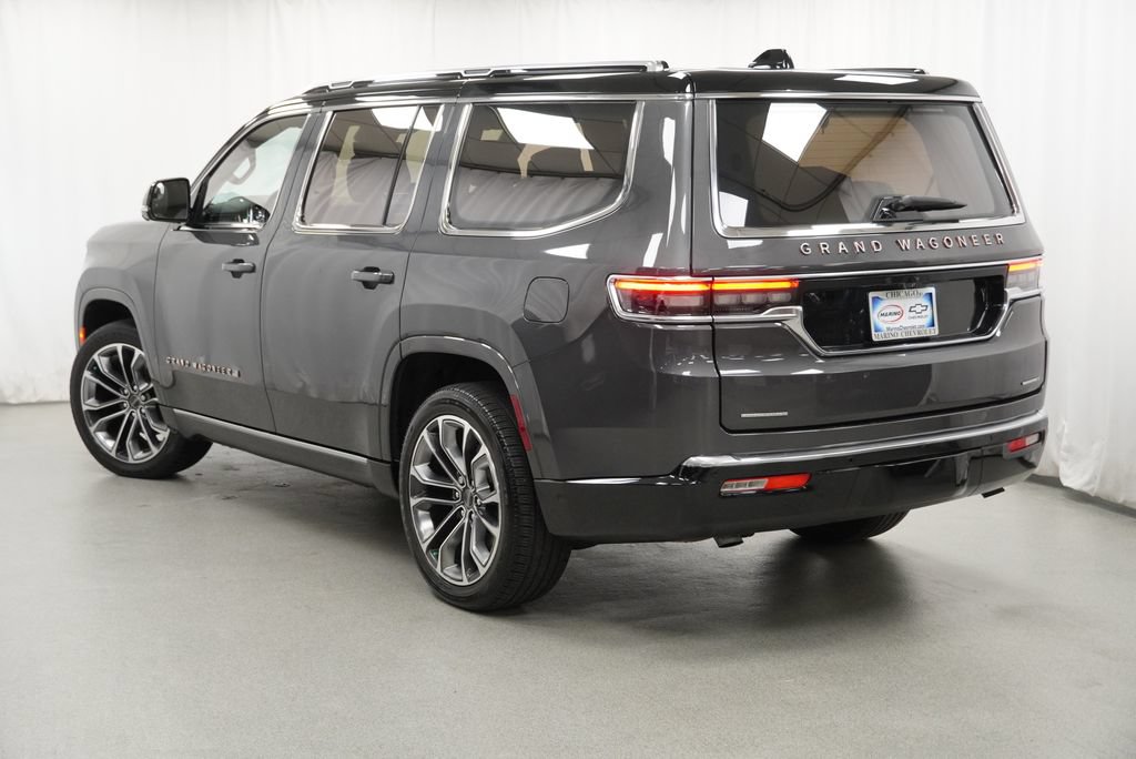 Used 2022 Jeep Grand Wagoneer Series III w/ Rear Seat Video Group 1 AWD/4WD image 5