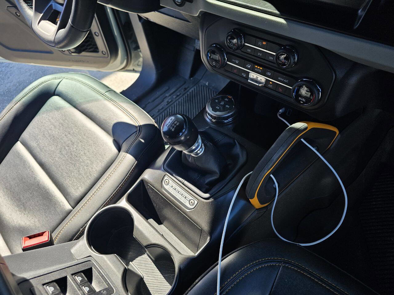 Used 2023 Ford Bronco Badlands image 22