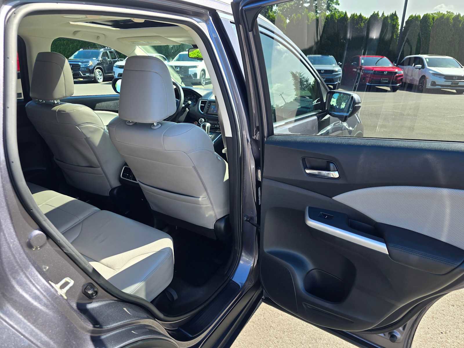 Used 2016 Honda CR-V Touring image 13