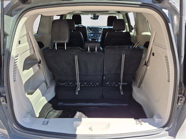 Used 2023 Chrysler Pacifica Touring-L w/ Road Tripper Package AWD/4WD image 6