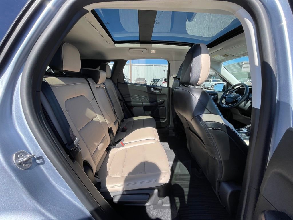 Used 2022 Ford Escape SEL image 25
