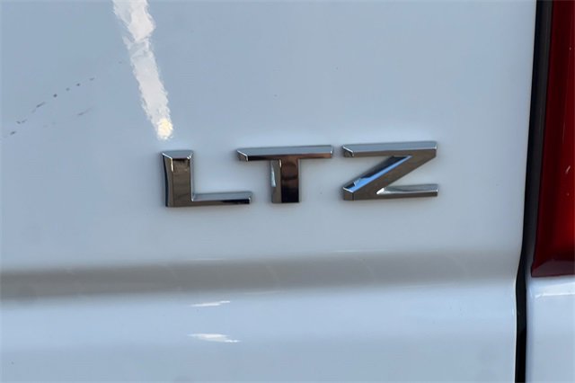 Used 2021 Chevrolet Silverado 2500 LTZ w/ LTZ Premium Package image 38