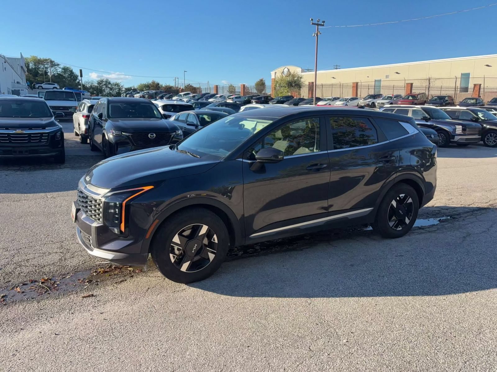 Used 2026 Kia Sportage LX FWD image 15