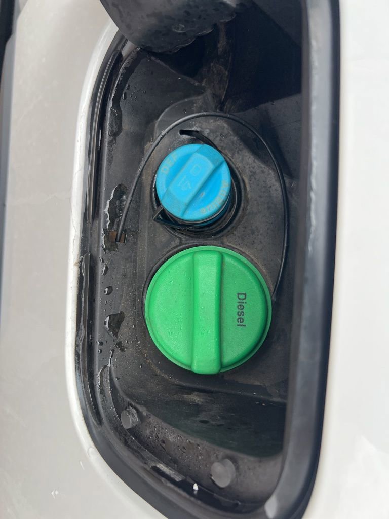 Used 2024 Chevrolet Silverado 2500 LTZ w/ LTZ Convenience Package image 38