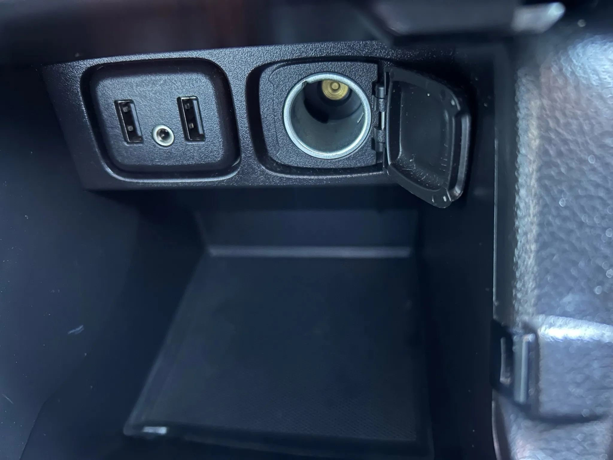 Used 2018 Buick Encore Preferred image 12