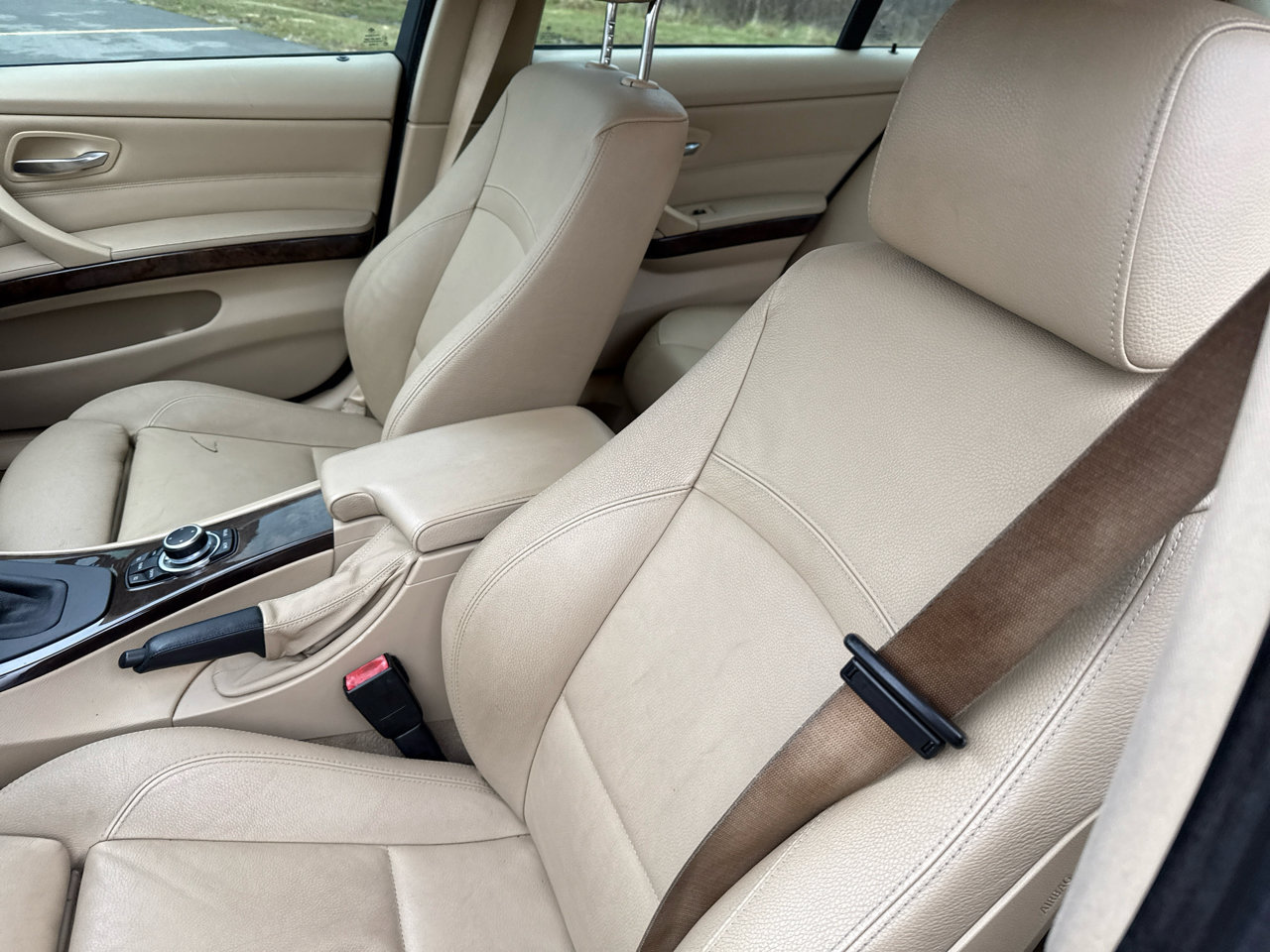 Used 2009 BMW 335i xDrive 4dr Sdn 335i xDrive AWD image 11