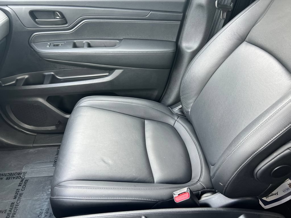 Used 2025 Honda Odyssey EX-L image 38