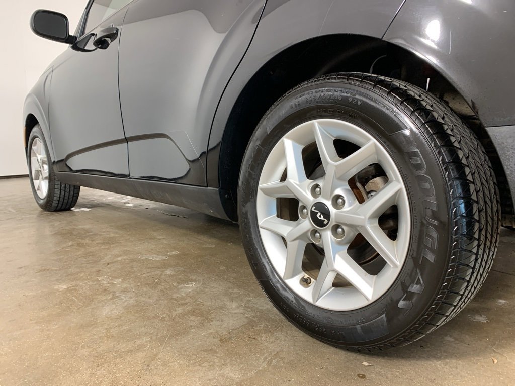 Used 2022 Kia Soul LX w/ Technology Package image 13