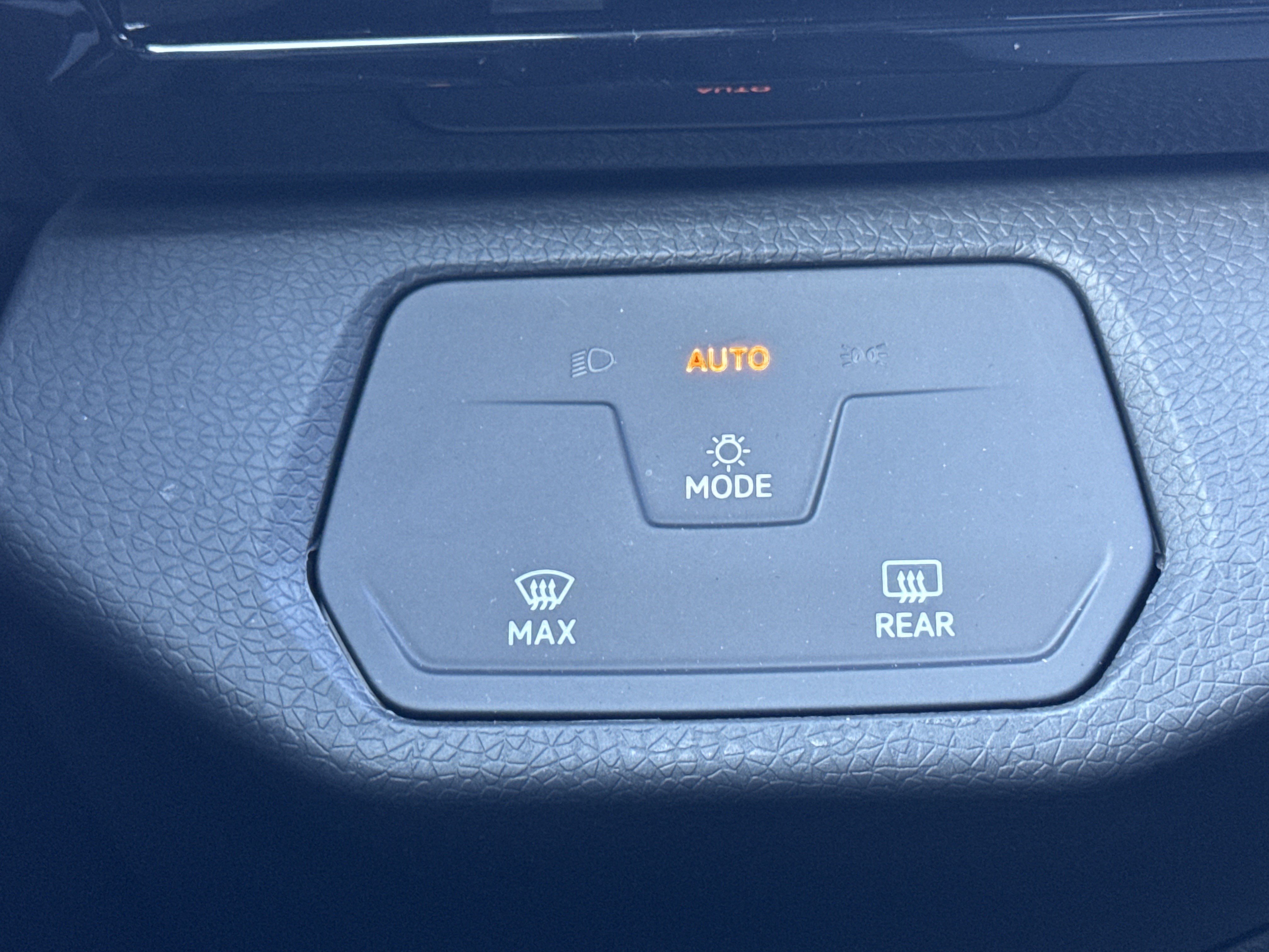 New 2026 Volkswagen ID.4 Pro RWD image 23