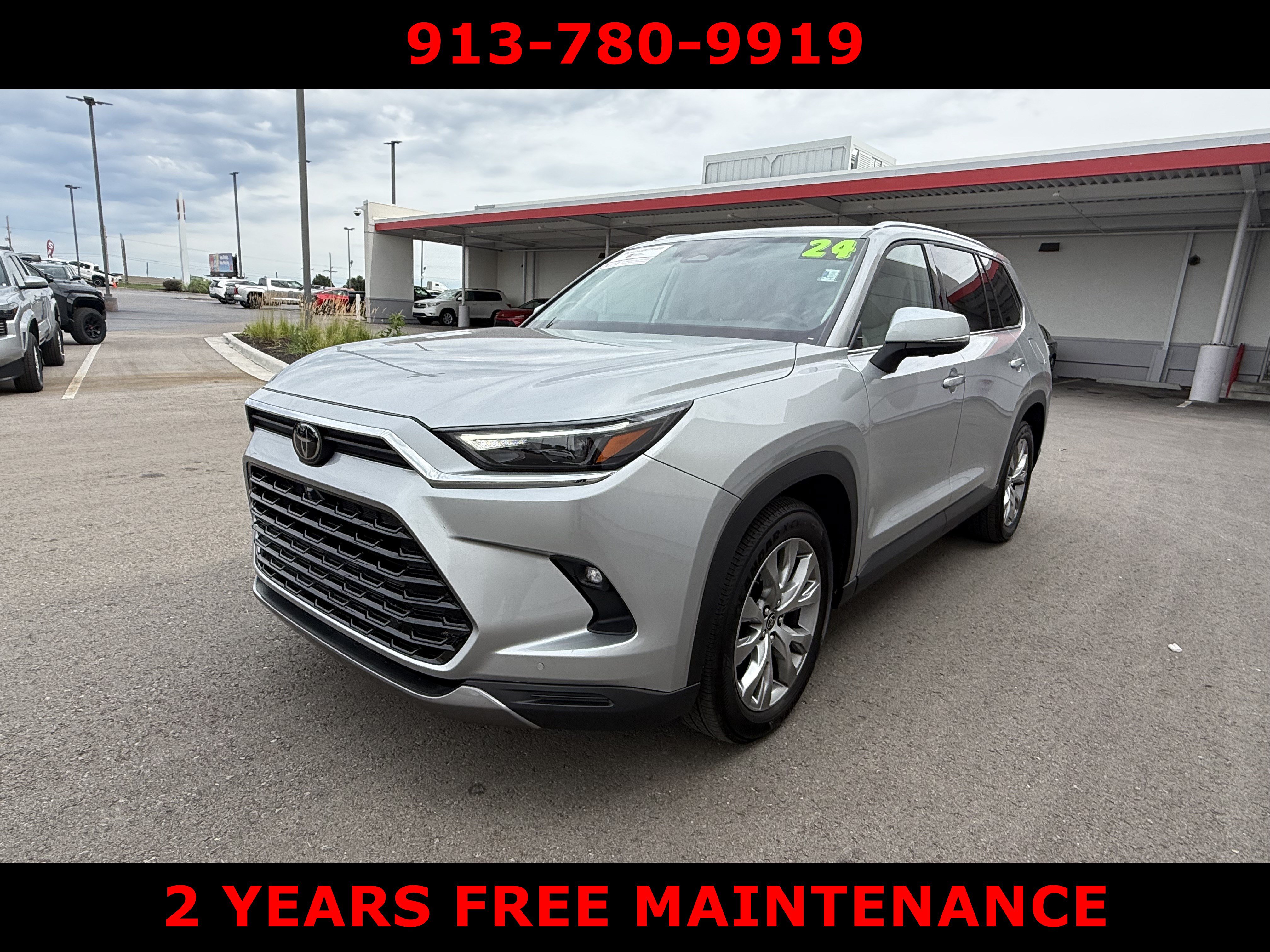 Certified 2024 Toyota Grand Highlander AWD image 2