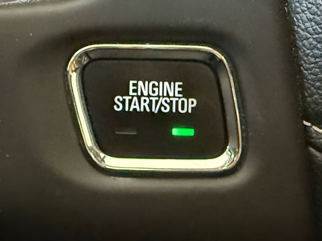 Used 2020 GMC Acadia SLT FWD image 24