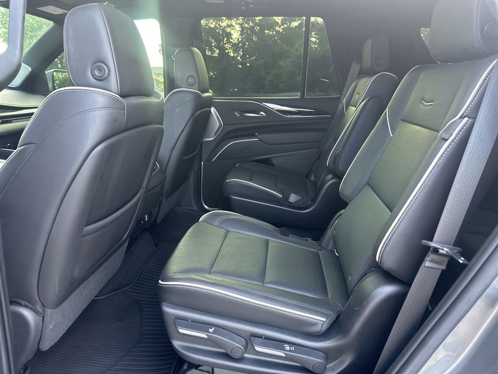 Used 2021 Cadillac Escalade Sport w/ Driver Assist Tech Package AWD/4WD image 13